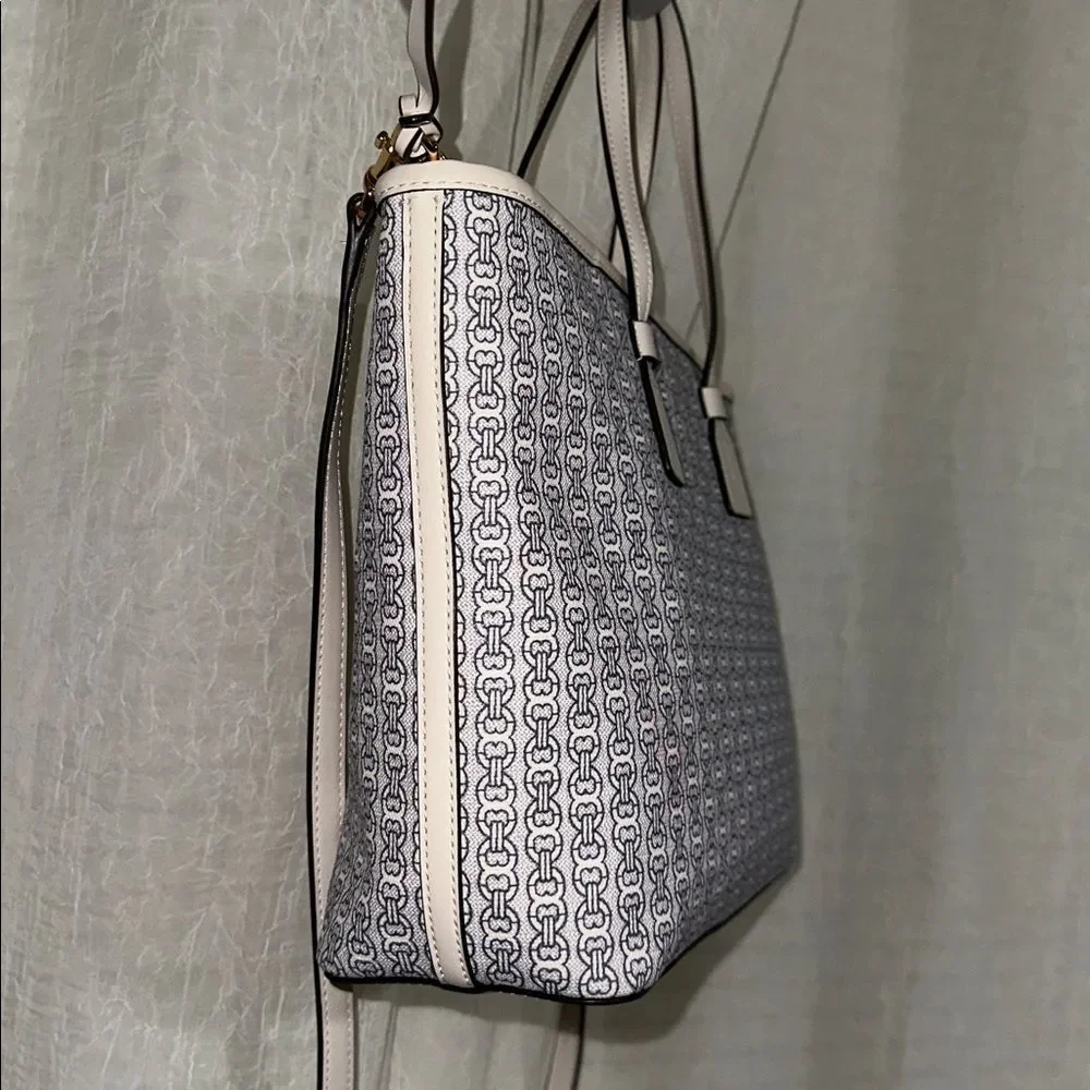 Tory Burch 13 flaw handle